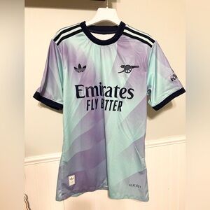 Arsenal Jersey women’s M